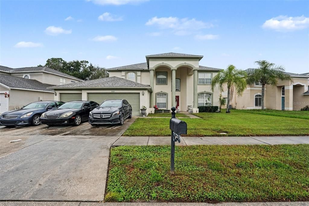 For Sale: $449,950 (4 beds, 3 baths, 3307 Square Feet)
