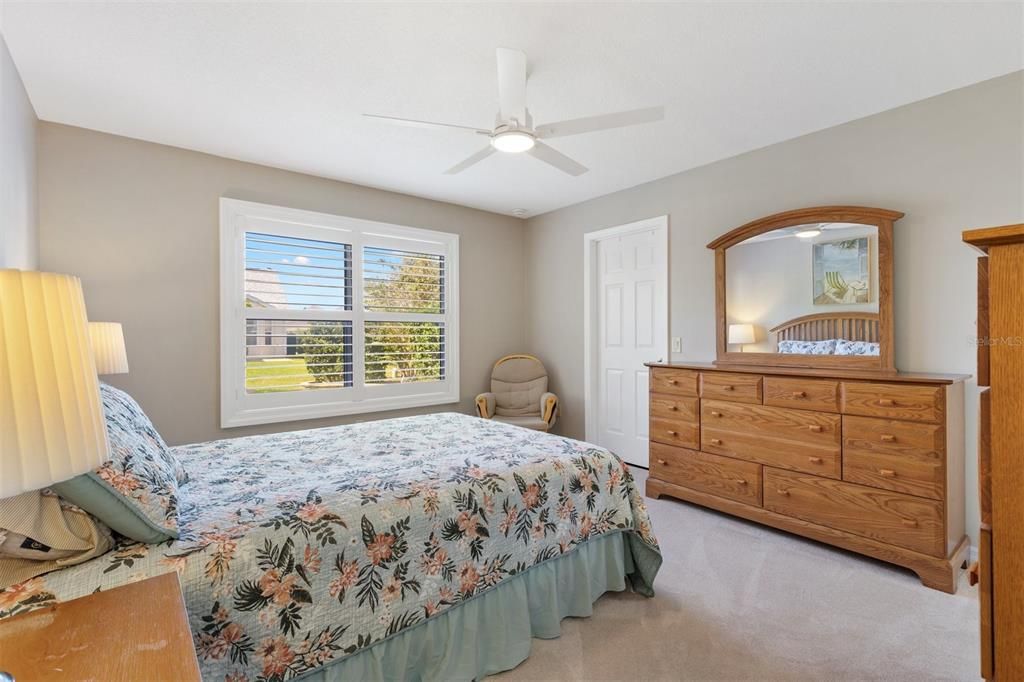 For Sale: $369,900 (3 beds, 2 baths, 1481 Square Feet)