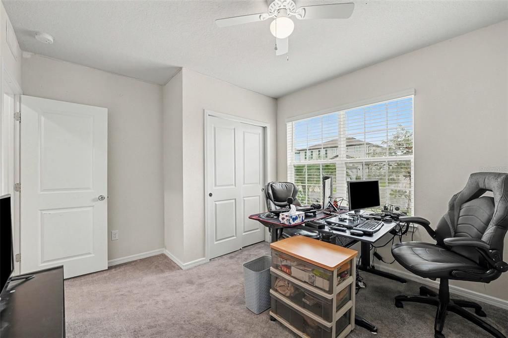 For Sale: $300,000 (3 beds, 2 baths, 1661 Square Feet)