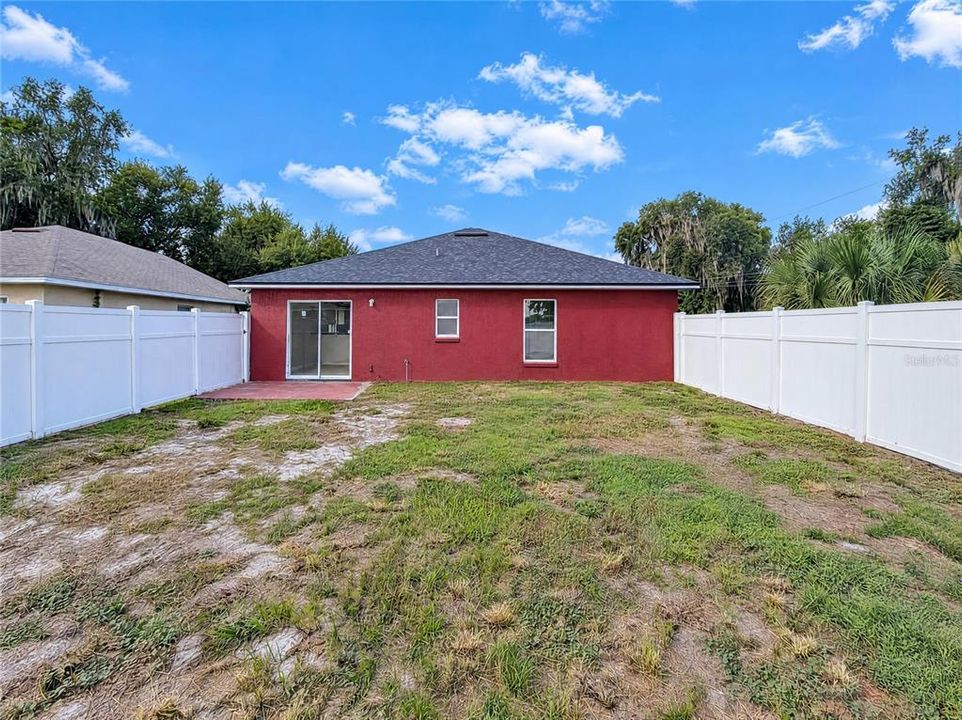 For Sale: $266,000 (3 beds, 2 baths, 1344 Square Feet)