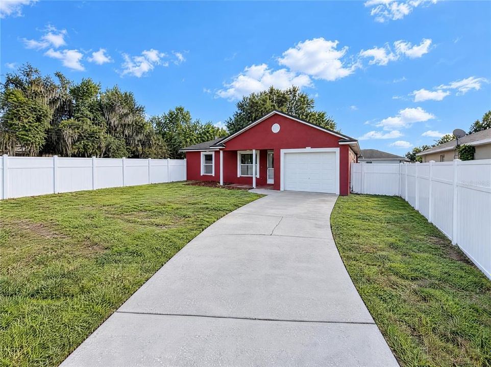 For Sale: $266,000 (3 beds, 2 baths, 1344 Square Feet)