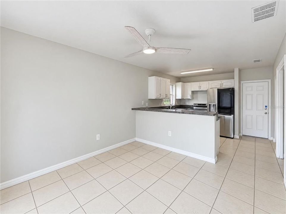 For Sale: $266,000 (3 beds, 2 baths, 1344 Square Feet)