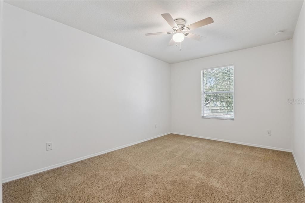 For Sale: $450,000 (4 beds, 2 baths, 2541 Square Feet)