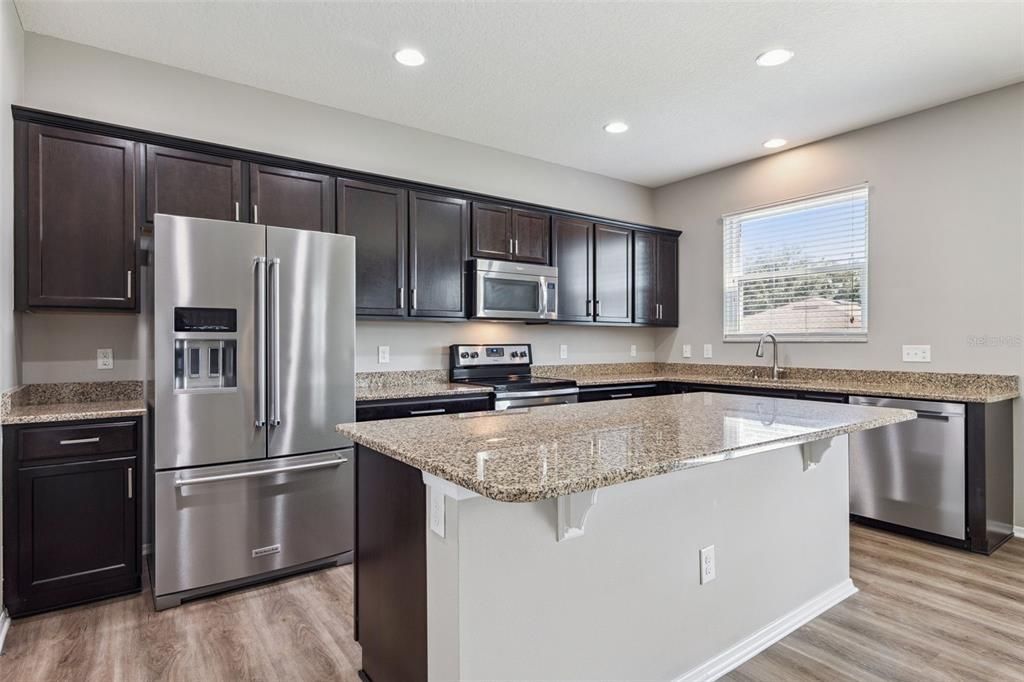 For Sale: $450,000 (4 beds, 2 baths, 2541 Square Feet)