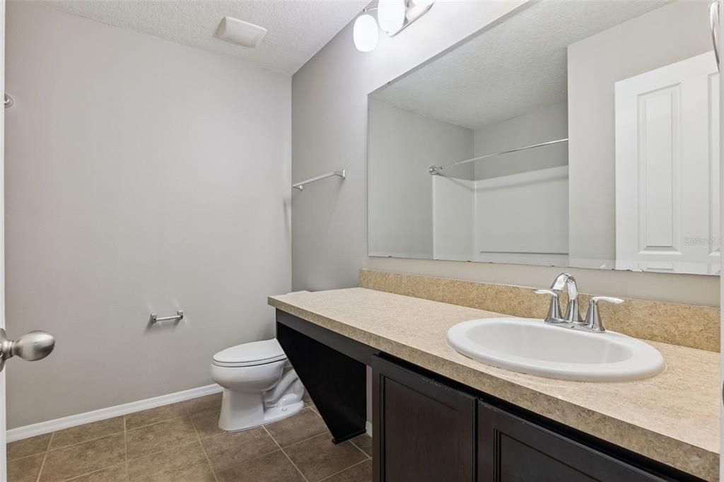 For Sale: $450,000 (4 beds, 2 baths, 2541 Square Feet)