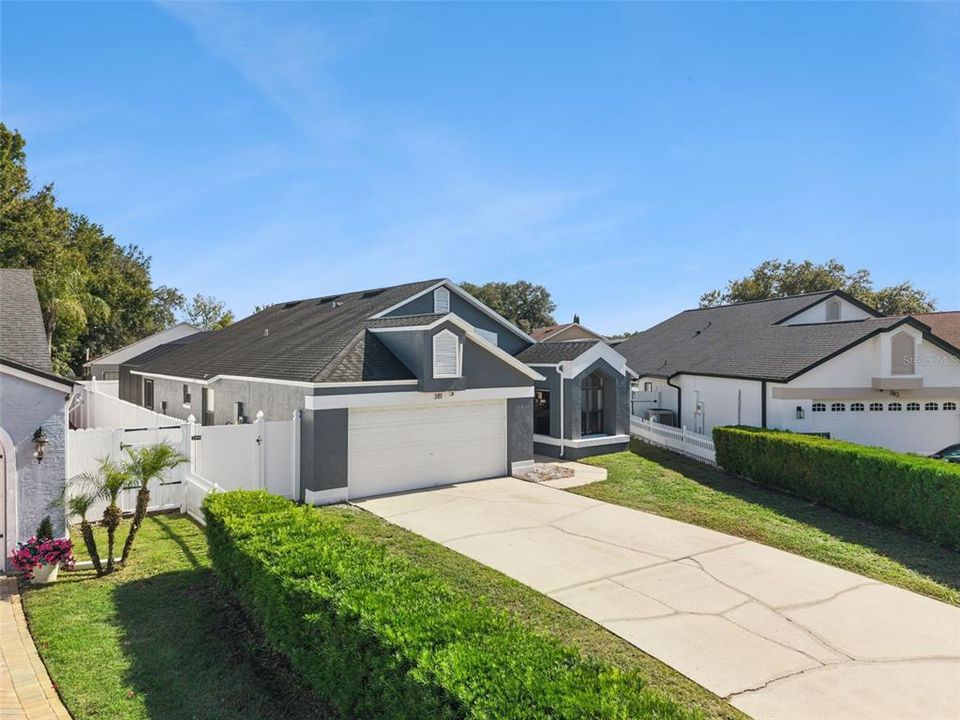 For Sale: $369,900 (3 beds, 2 baths, 1619 Square Feet)