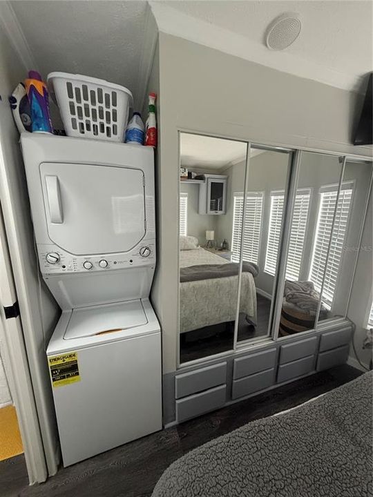 For Sale: $189,900 (1 beds, 1 baths, 500 Square Feet)
