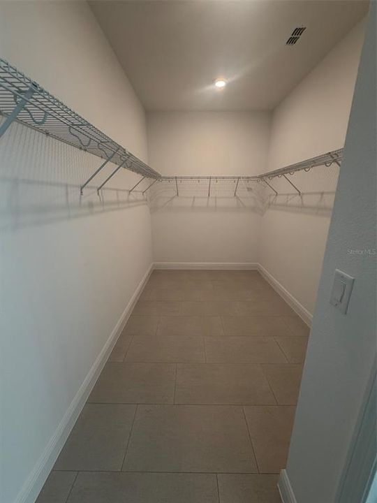 En Renta: $2,600 (2 camas, 2 baños, 2493 Pies cuadrados)
