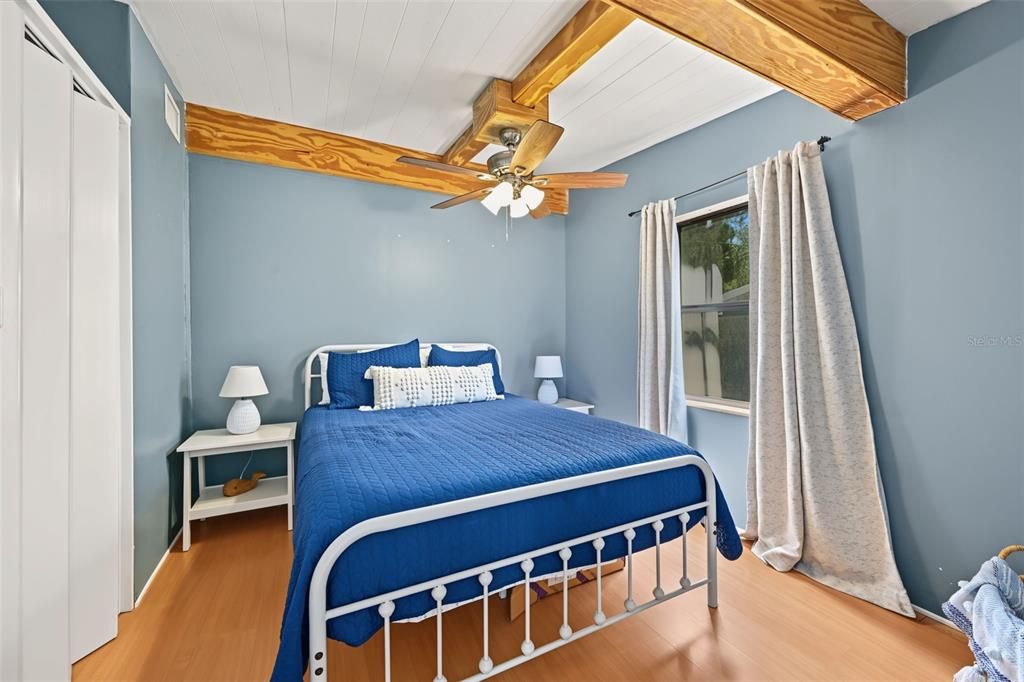 En Venta: $374,900 (2 camas, 1 baños, 856 Pies cuadrados)