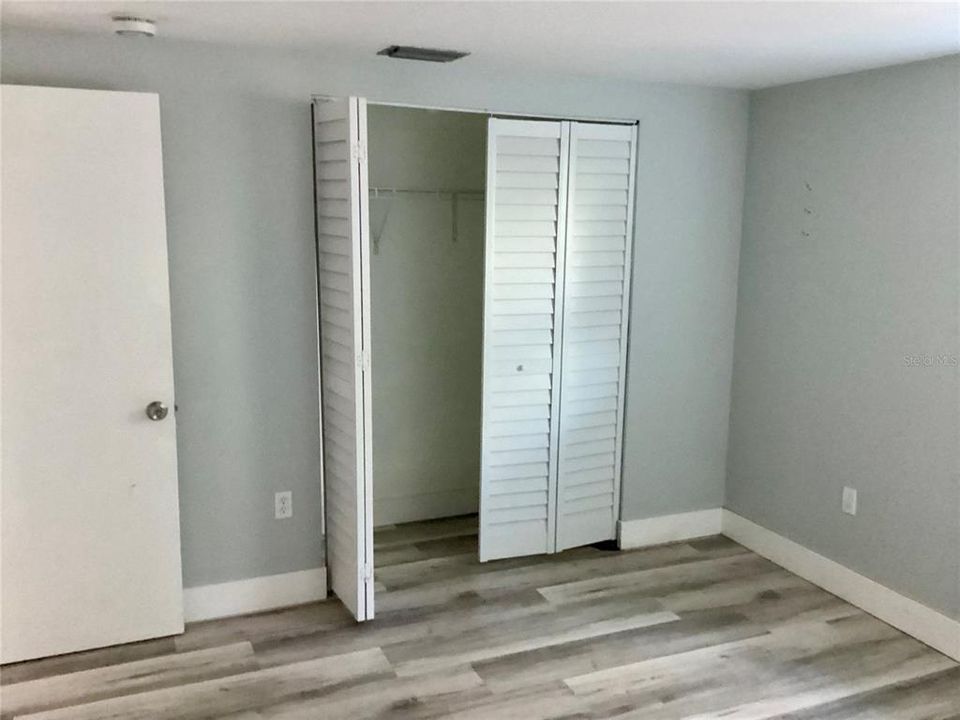 For Sale: $359,900 (3 beds, 2 baths, 1200 Square Feet)