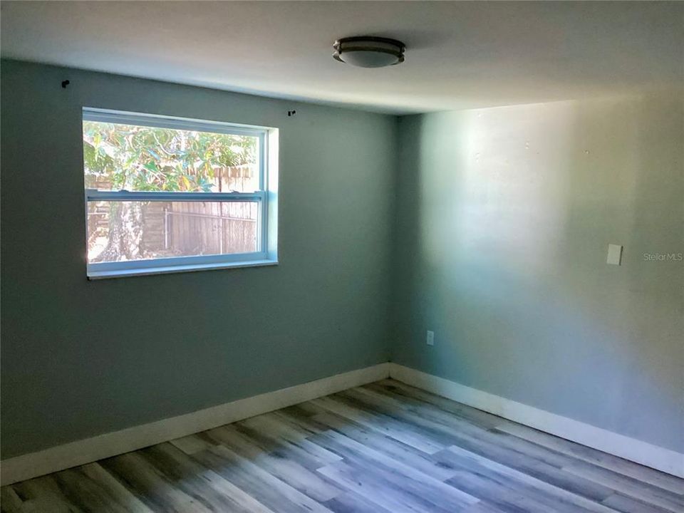 For Sale: $359,900 (3 beds, 2 baths, 1200 Square Feet)