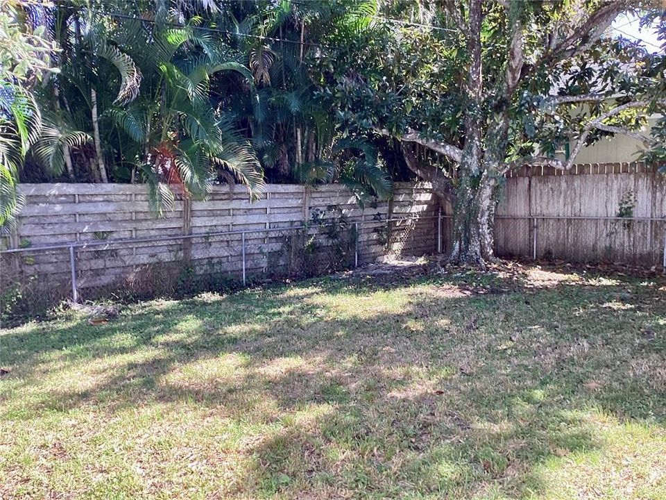 For Sale: $359,900 (3 beds, 2 baths, 1200 Square Feet)