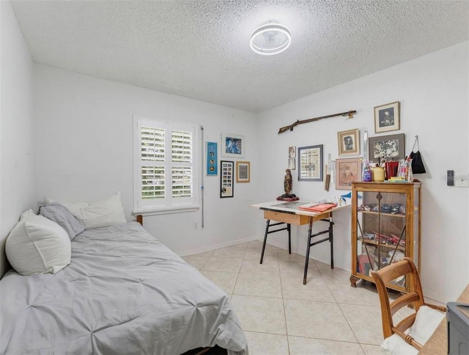 For Rent: $1,895 (3 beds, 2 baths, 1220 Square Feet)