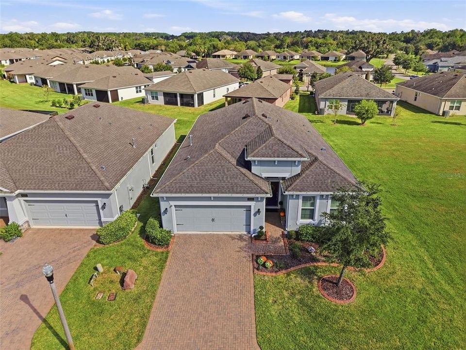 For Sale: $389,500 (2 beds, 2 baths, 2001 Square Feet)