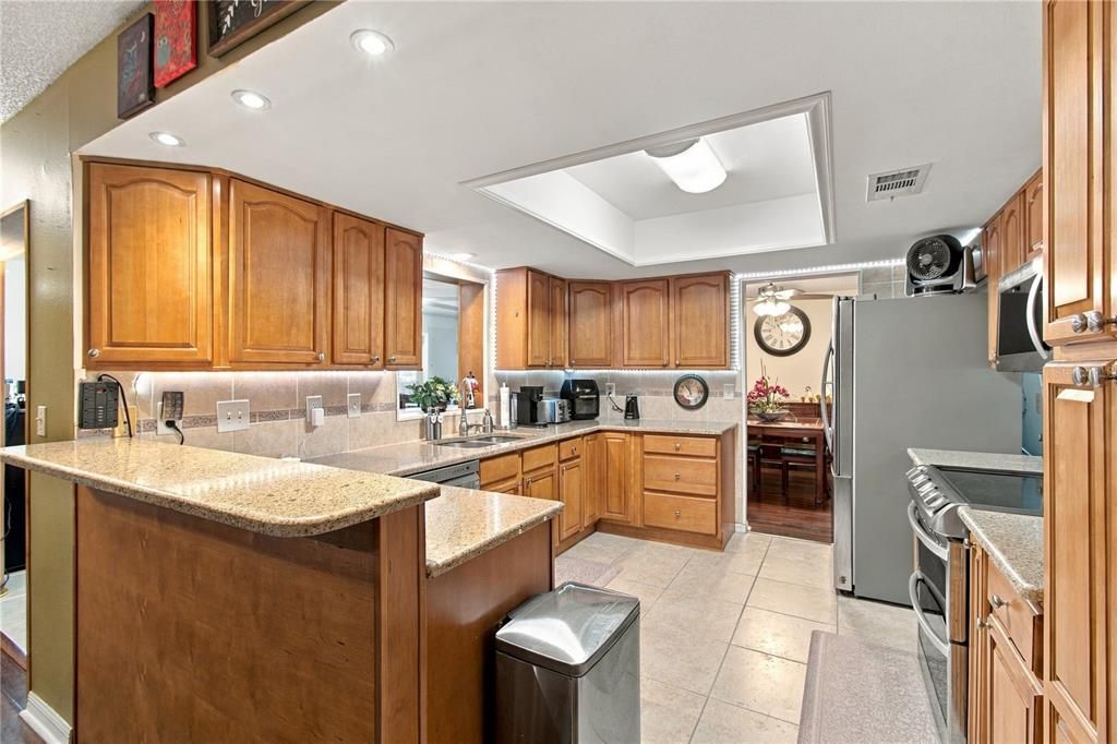 For Sale: $489,000 (4 beds, 2 baths, 2600 Square Feet)