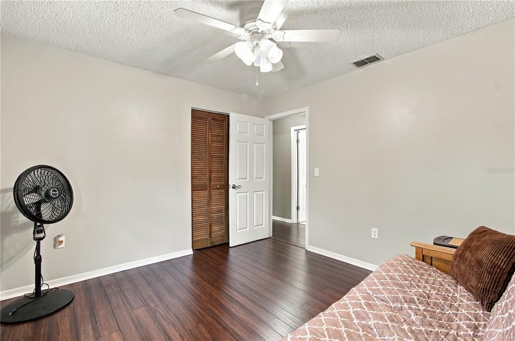 For Sale: $489,000 (4 beds, 2 baths, 2600 Square Feet)