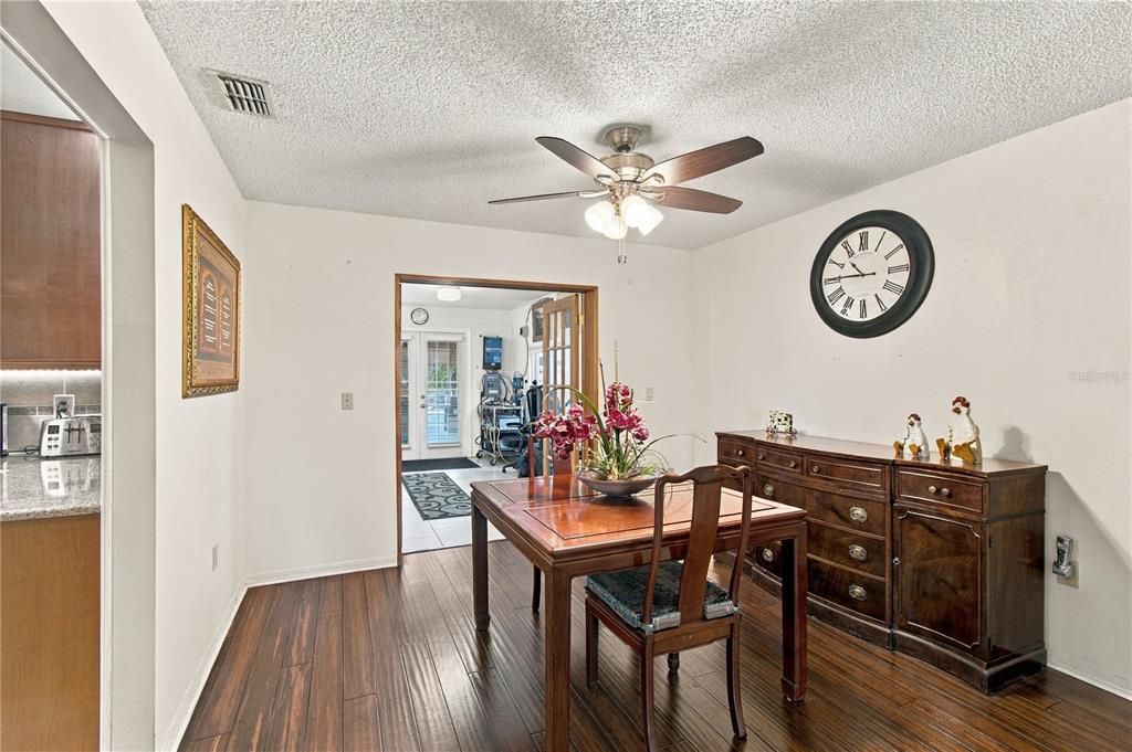 For Sale: $489,000 (4 beds, 2 baths, 2600 Square Feet)