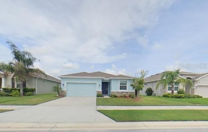 For Sale: $380,000 (4 beds, 2 baths, 1993 Square Feet)