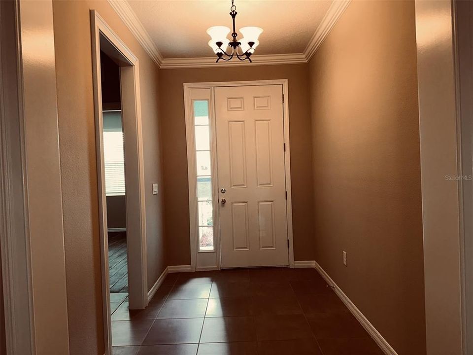 For Sale: $380,000 (4 beds, 2 baths, 1993 Square Feet)