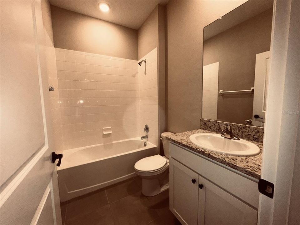 For Sale: $380,000 (4 beds, 2 baths, 1993 Square Feet)