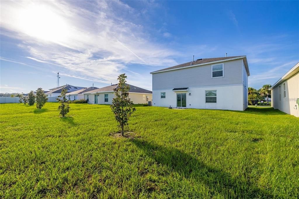 На продажу: $345,000 (4 спален, 2 ванн, 2635 Квадратных фут)