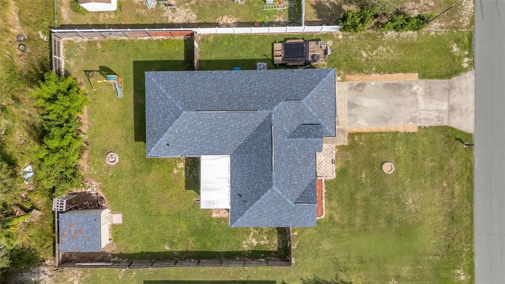 For Sale: $335,000 (4 beds, 2 baths, 1748 Square Feet)