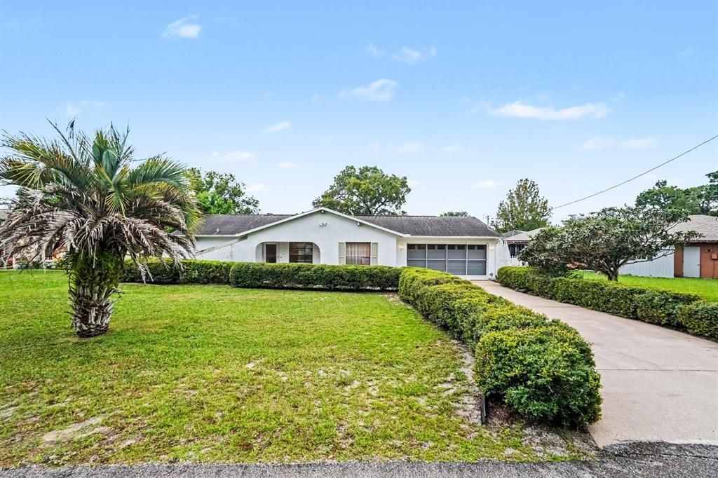 For Sale: $265,000 (2 beds, 2 baths, 1105 Square Feet)