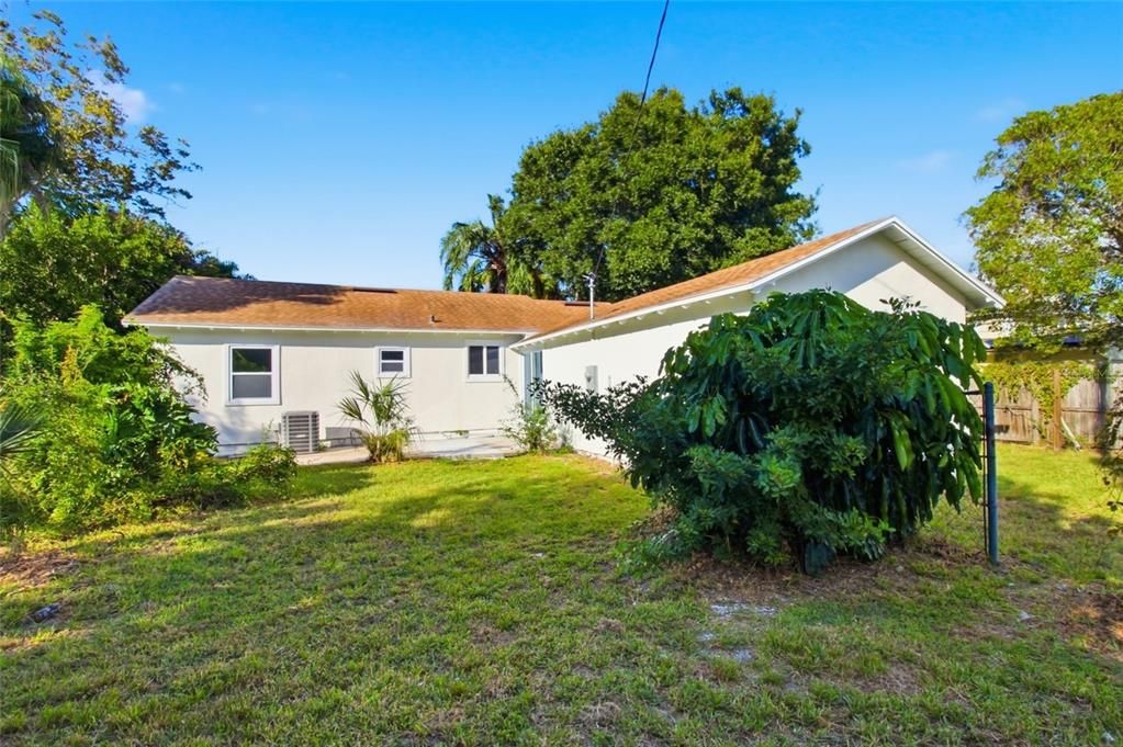 En Venta: $385,000 (3 camas, 2 baños, 1206 Pies cuadrados)