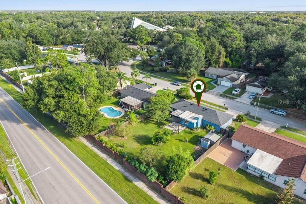 For Sale: $385,000 (4 beds, 2 baths, 1704 Square Feet)