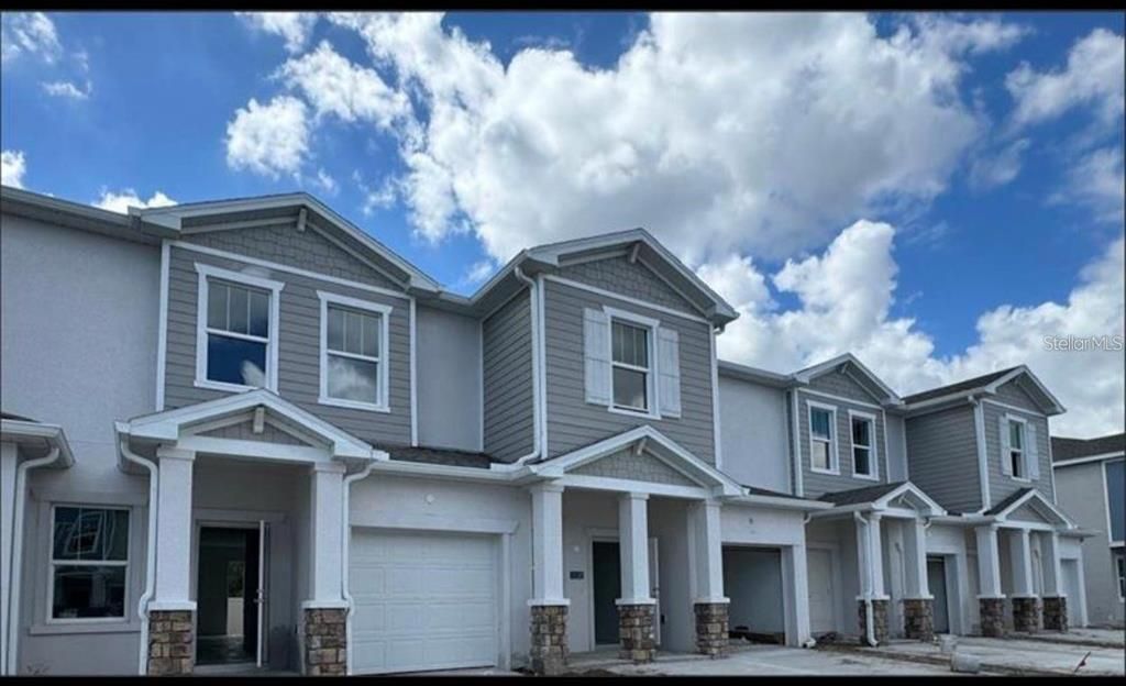 For Rent: $1,850 (3 beds, 2 baths, 1834 Square Feet)