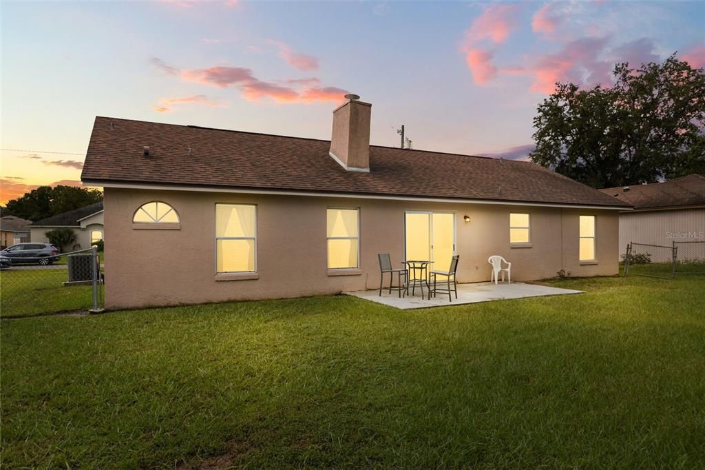En Venta: $265,000 (3 camas, 2 baños, 1346 Pies cuadrados)