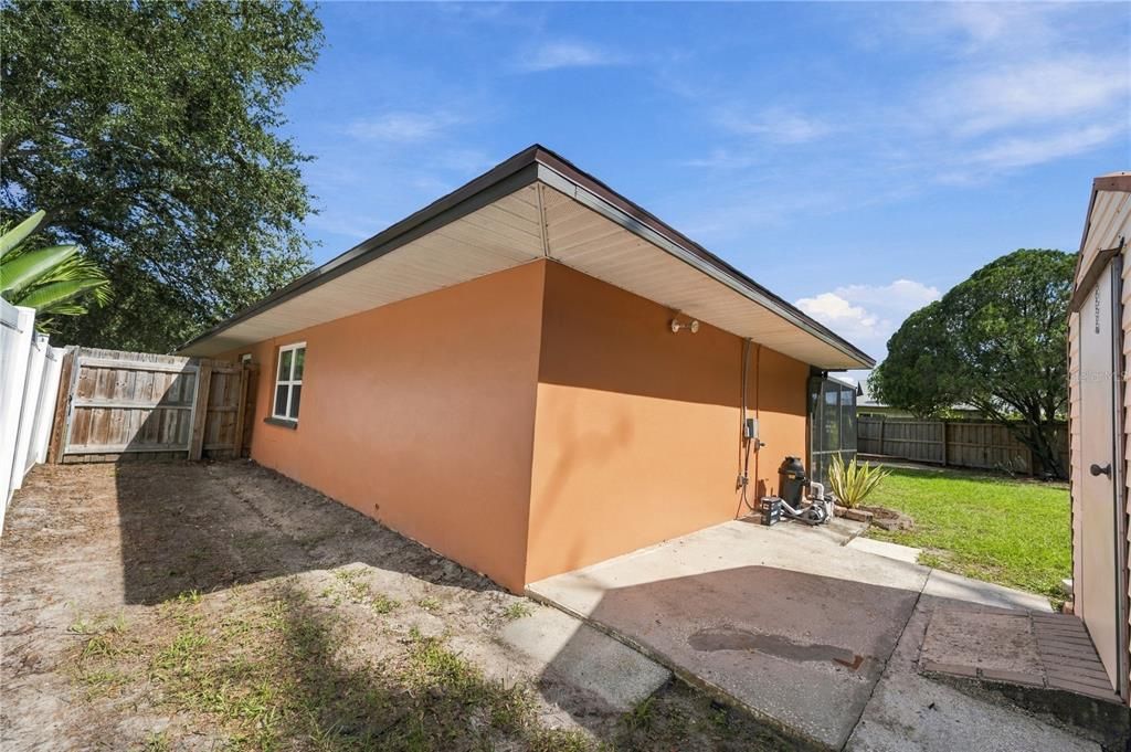 На продажу: $525,000 (3 спален, 2 ванн, 1915 Квадратных фут)