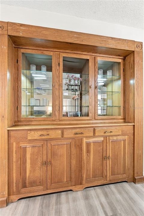 На продажу: $525,000 (3 спален, 2 ванн, 1915 Квадратных фут)