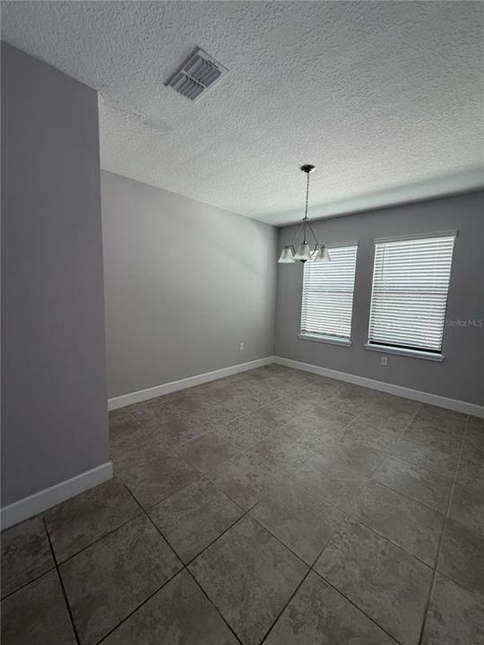 В аренду: $1,995 (3 спален, 2 ванн, 1591 Квадратных фут)