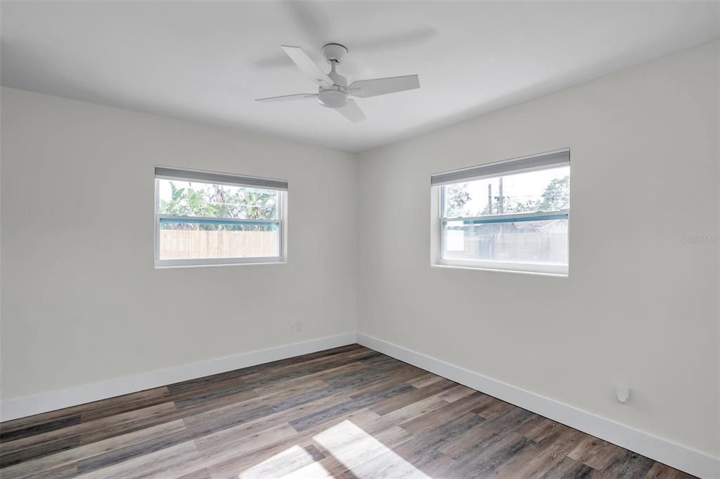 For Sale: $385,000 (3 beds, 1 baths, 1138 Square Feet)