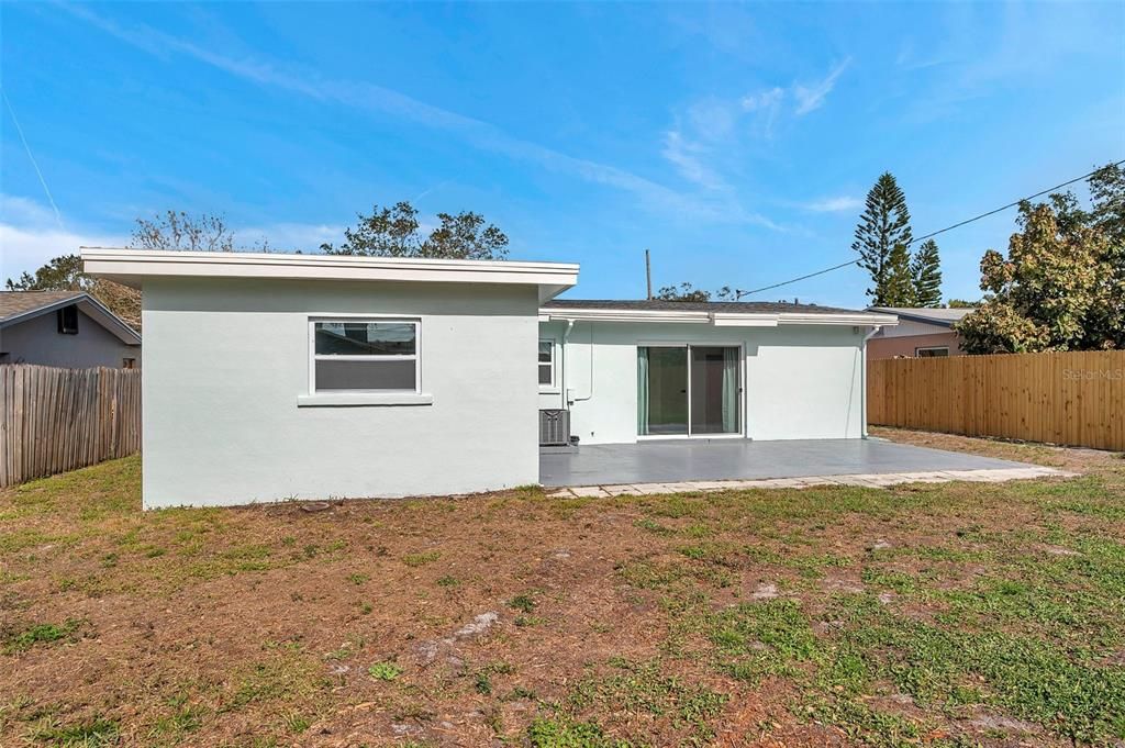 For Sale: $385,000 (3 beds, 1 baths, 1138 Square Feet)