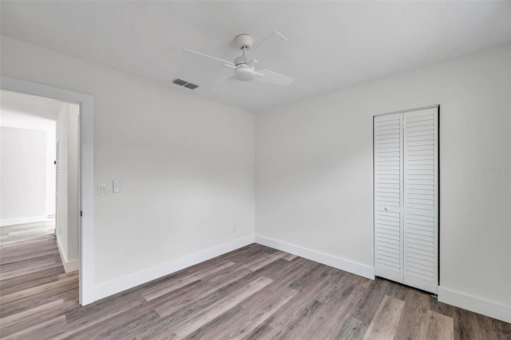For Sale: $385,000 (3 beds, 1 baths, 1138 Square Feet)