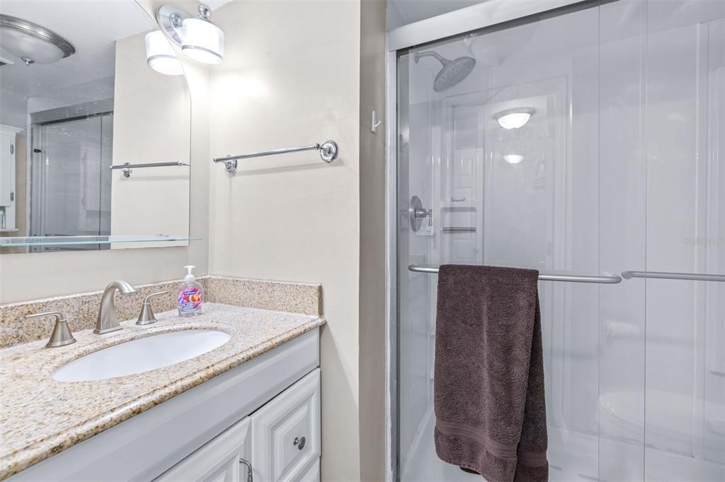 For Sale: $110,000 (2 beds, 2 baths, 960 Square Feet)