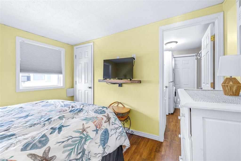 For Sale: $110,000 (2 beds, 2 baths, 960 Square Feet)