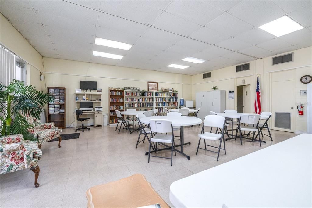 For Sale: $110,000 (2 beds, 2 baths, 960 Square Feet)