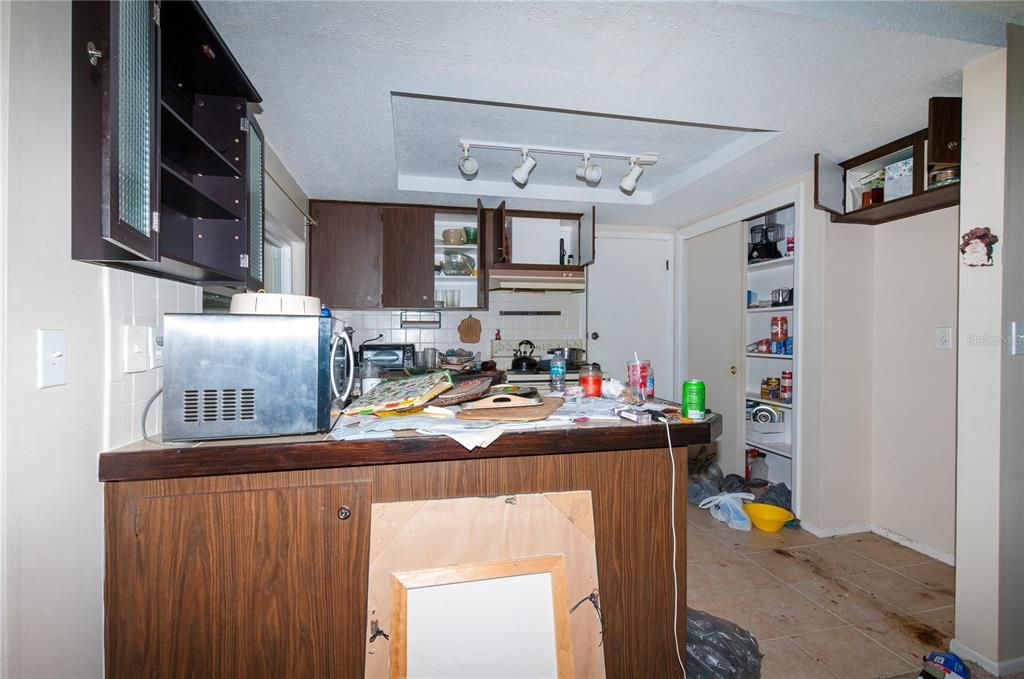 На продажу: $155,000 (2 спален, 2 ванн, 1152 Квадратных фут)