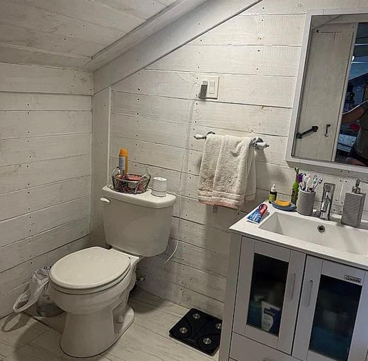 На продажу: $369,900 (3 спален, 2 ванн, 980 Квадратных фут)