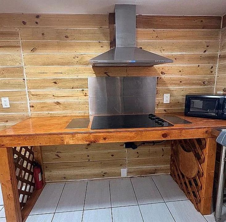 На продажу: $369,900 (3 спален, 2 ванн, 980 Квадратных фут)