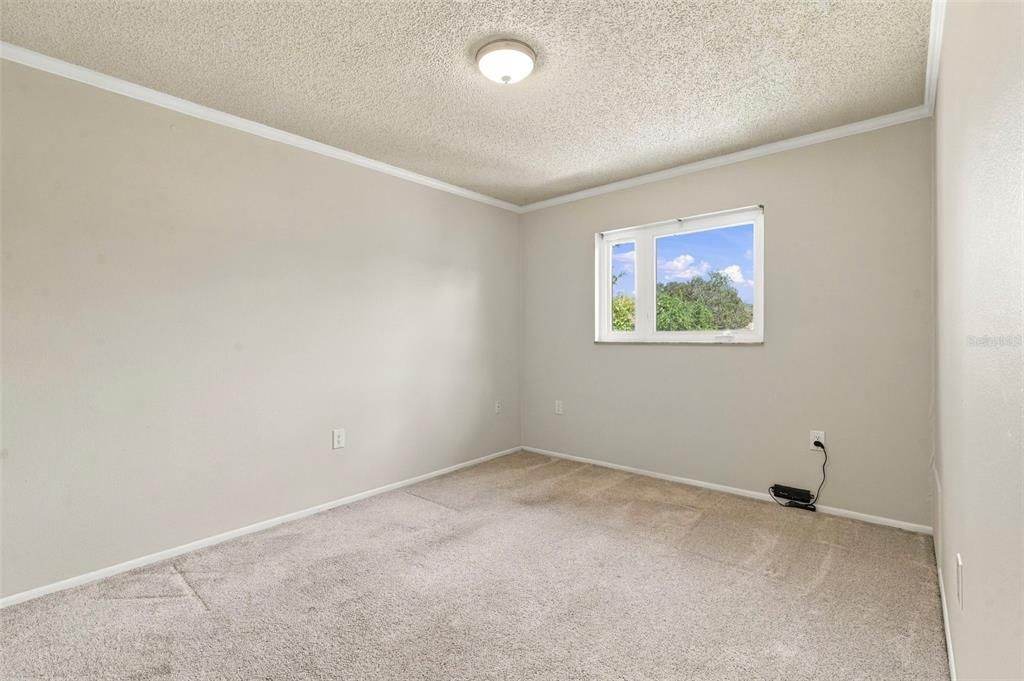 For Sale: $449,000 (3 beds, 3 baths, 1614 Square Feet)