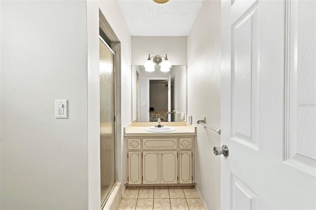 For Sale: $449,000 (3 beds, 3 baths, 1614 Square Feet)