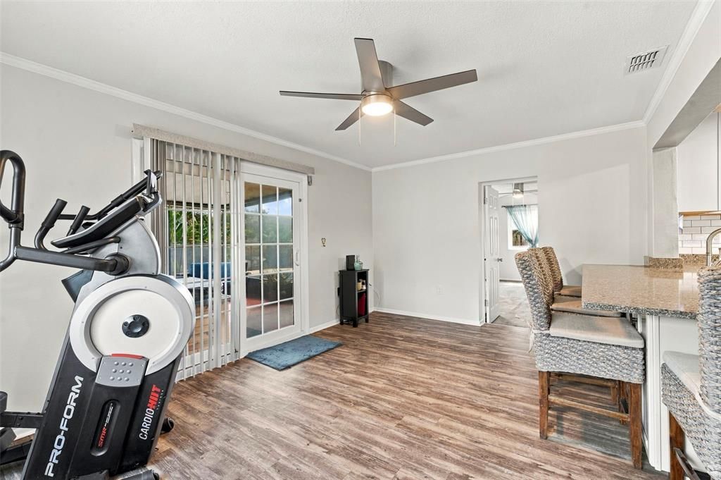 For Sale: $449,000 (3 beds, 3 baths, 1614 Square Feet)