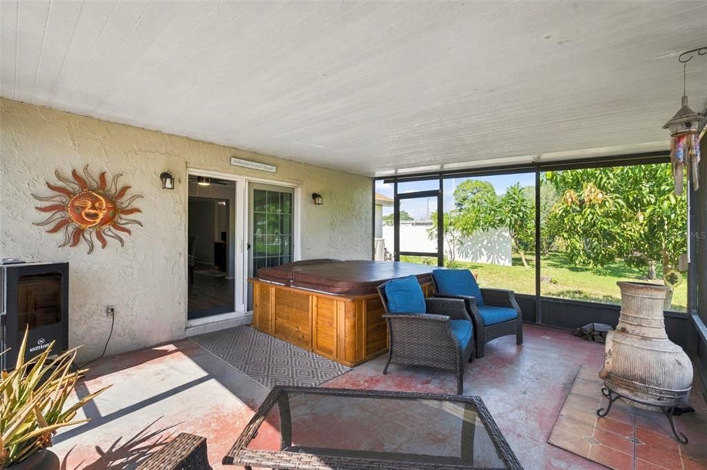 For Sale: $449,000 (3 beds, 3 baths, 1614 Square Feet)