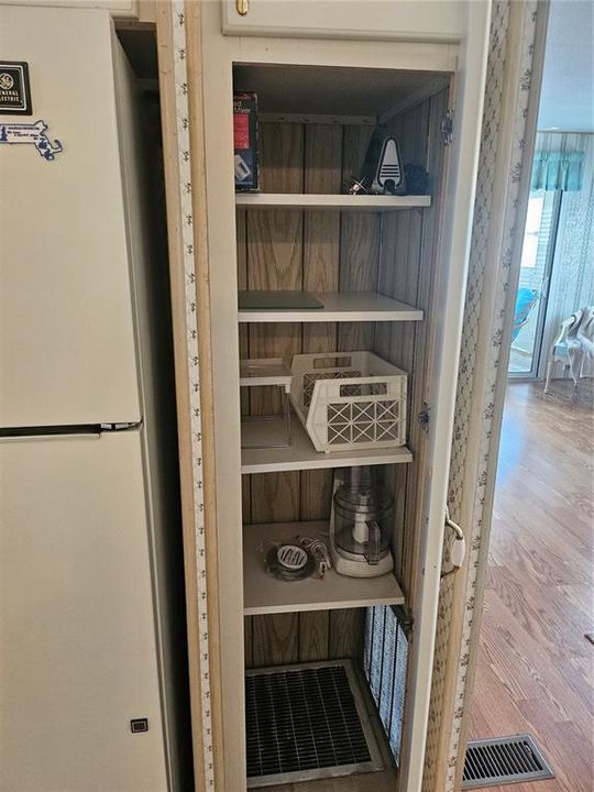 En Venta: $164,800 (2 camas, 2 baños, 1180 Pies cuadrados)