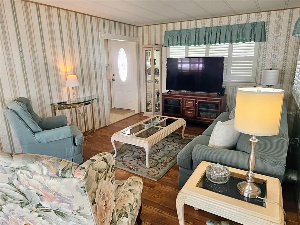 En Venta: $164,800 (2 camas, 2 baños, 1180 Pies cuadrados)