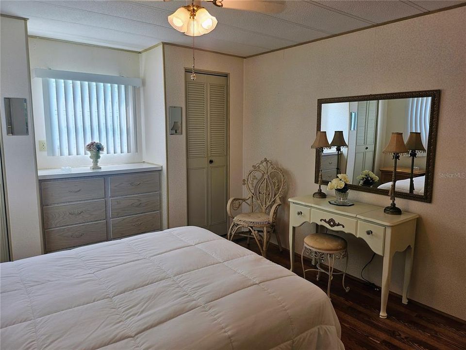 En Venta: $164,800 (2 camas, 2 baños, 1180 Pies cuadrados)